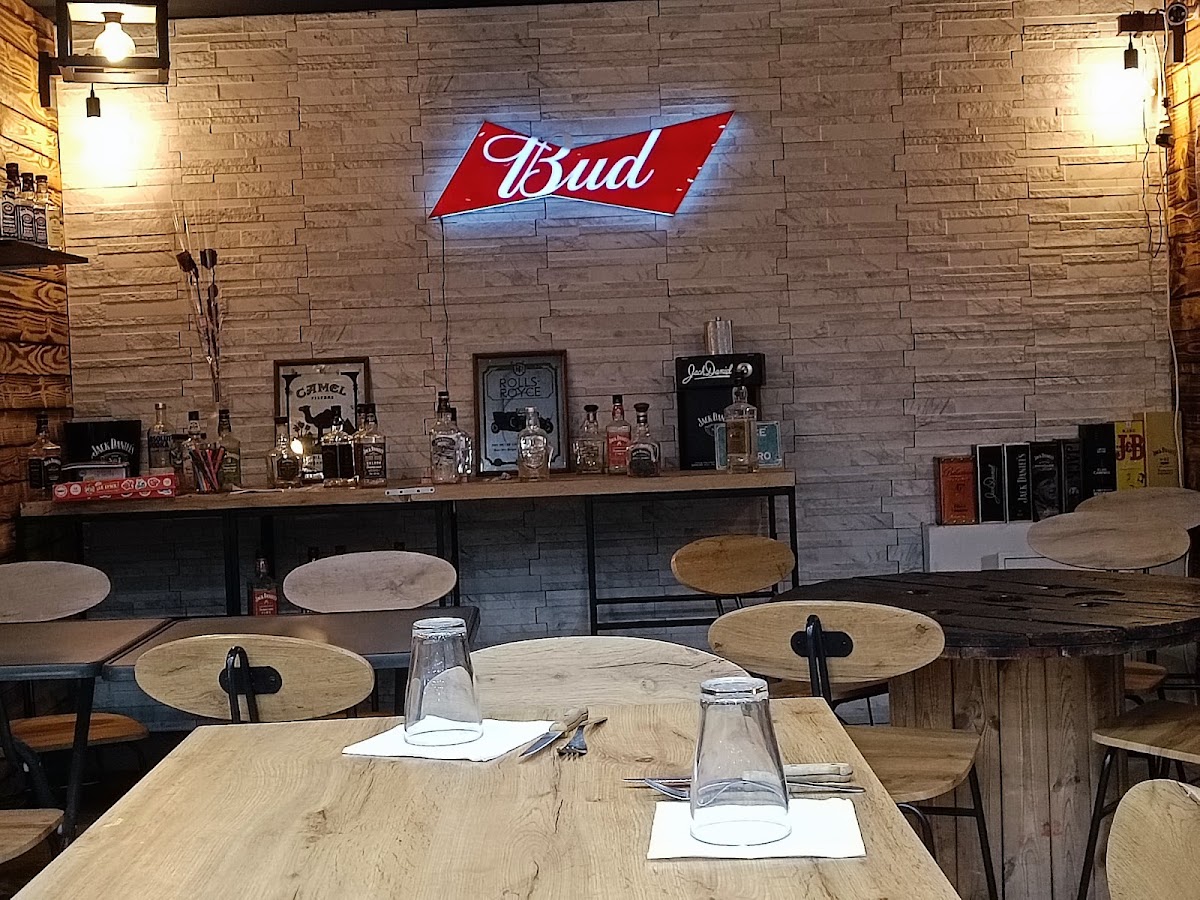 Timeo Pizza By Le Route 66 Photos 2